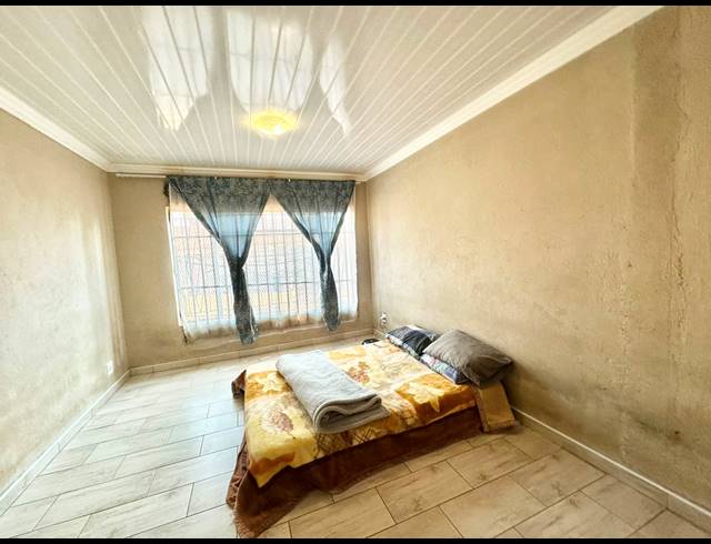 3 BEDROOM HOUSE FOR SALE IN IVY PARK